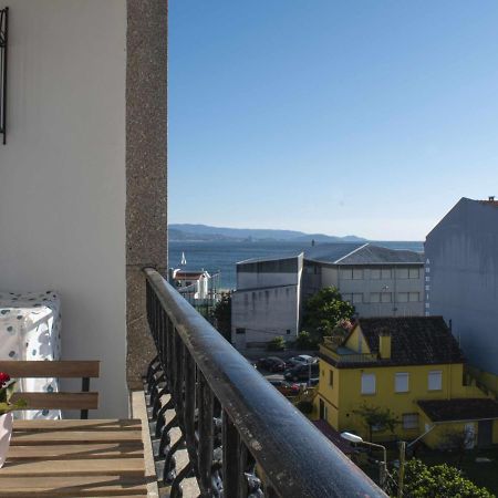 Apartamento Rodeira Vistas A La Ria Appartamento Cangas do Morrazo Esterno foto